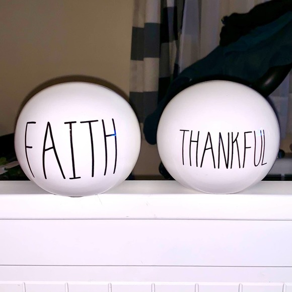 Hobby Lobby Other - Decorative Spheres Faith & Thankful Ceramic Balls